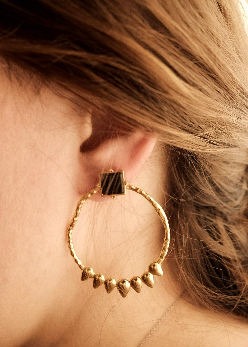 Boucles d'oreilles June - noir